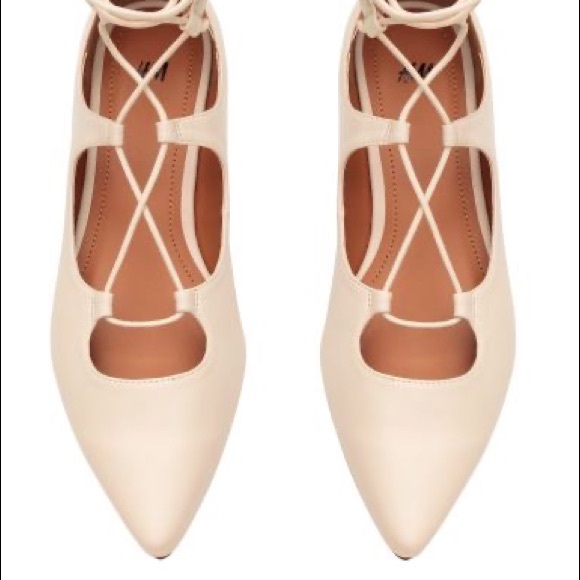 H&M Light Beige Pointed Lace Up Flats Size 37